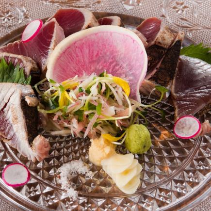 【6月7月8月限定 飲み会・宴会】博多赤鶏/鰹の藁焼き/和牛もつ鍋 4800円→4000円 飲み放題付
