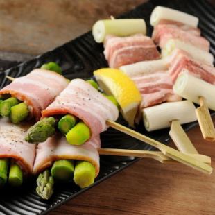 Negima / Asparagus wrapped in bacon / Asparagus wrapped in pork