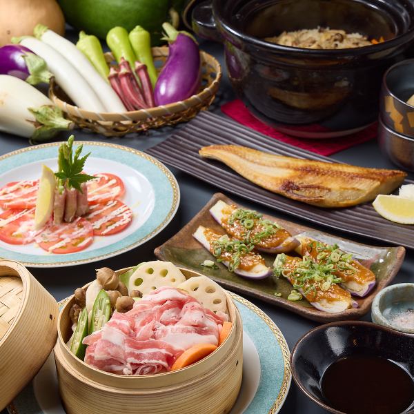 厳選食材の旬を味わい尽くす【飲み放題付きおまかせコース　5000円(税込)】特別な宴会や女子会にぴったり！