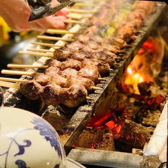 [Inside Osaka Station Building 4] Special Yakitori 1 piece starts from 165 yen (tax included)