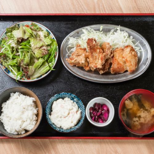 唐揚げ定食