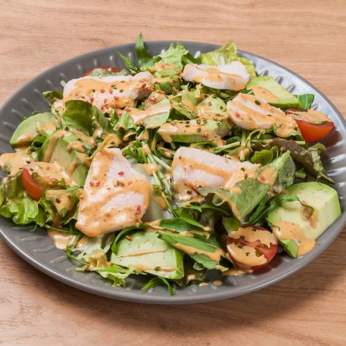 鶏ハムとアボカドのサラダ