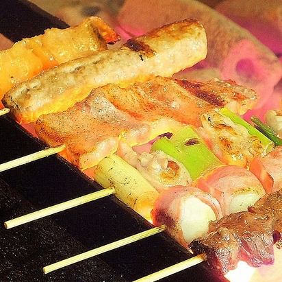 Very popular! Charcoal-grilled yakitori starting at 163 JPY (incl. tax) per stick