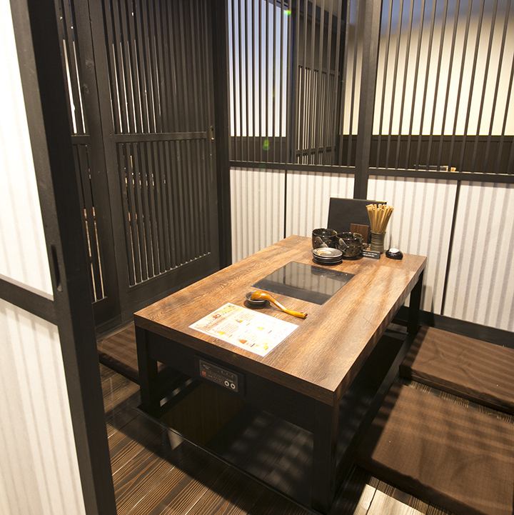 ルシアスビル地下1階にある隠れ家的な本格もつ鍋店◎個室あり★