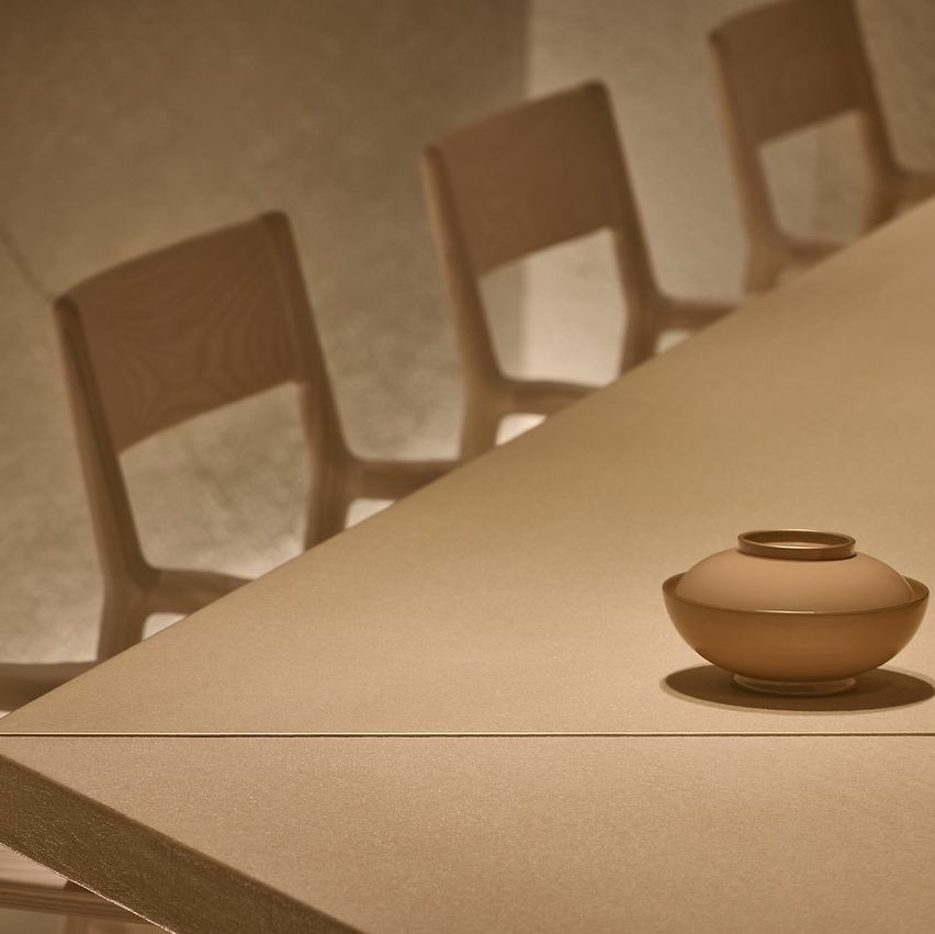 デートや記念日、接待まで上質な空間で贅沢料理を愉しめます。