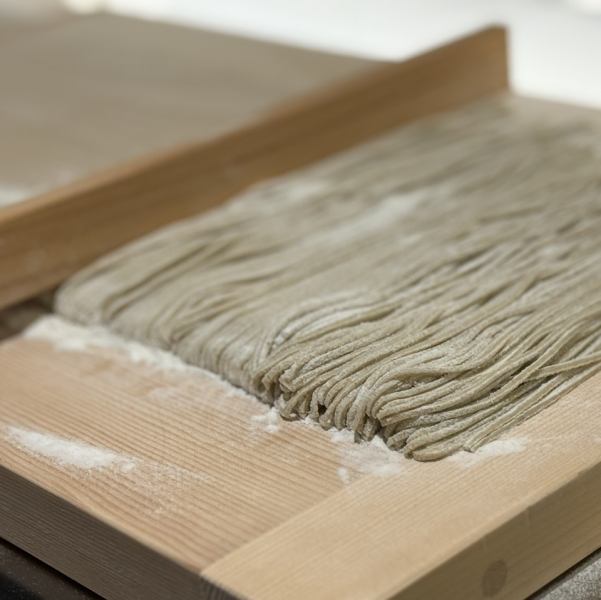 店主の技が光る！喉越し豊かな自家製手打ちそば