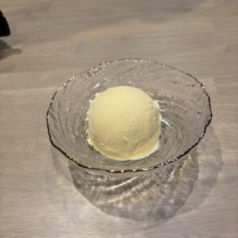 Vanilla Icecream