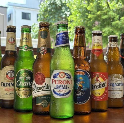 All-you-can-drink over 40 kinds of beer from around the world!