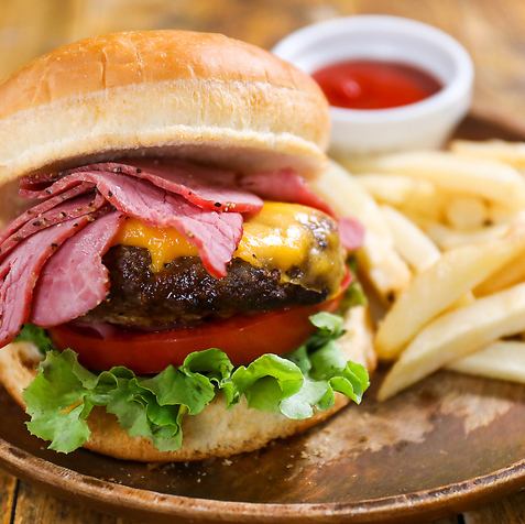 Pastrami Beef Cheeseburger