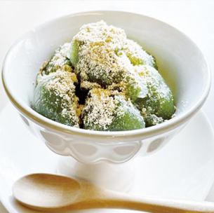 Wild grass warabi mochi