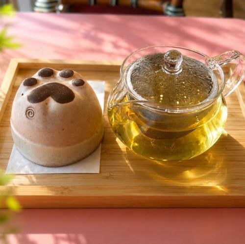 自社農場「野草茶」