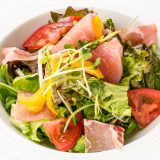 生ハムサラダ