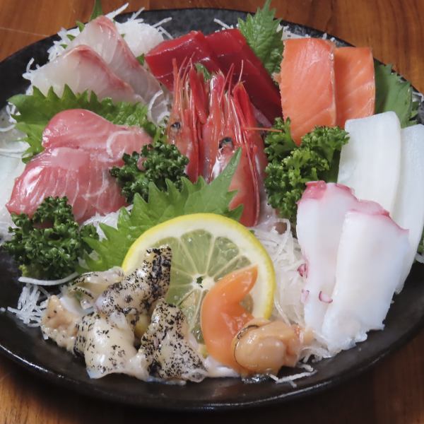 お刺身盛り合わせ