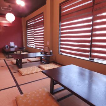 プライベート感を重視した貸切対応も可能。大人数のパーティーや特別なイベントに最適で、美味しい料理と素敵な空間を独占できます。2週間前にお問い合わせください。