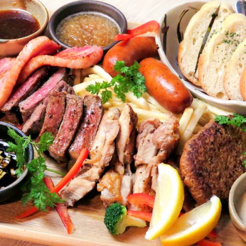 고기 모듬 접시가 즐길 수 있고 저렴한 ☆ [카페 호랑이 코스】 120 분 음료 뷔페 포함 6 종 3500⇒3000 엔