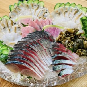 Assortment of 5 kinds of sashimi