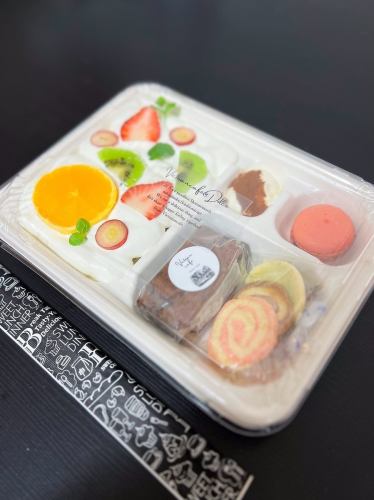 Victorian lunch box 1000 yen