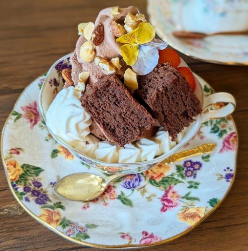 チョコソフト・ナッツ・ブラウニー