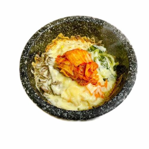 石焼コーンチーズビビンバ/石焼キムチーズビビンバ/石焼明太マヨビビンバ