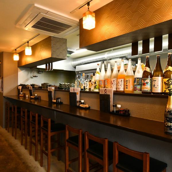 ≪Of course, one person is welcome ◎≫8 seats at the counter ◆Anyone can come and visit us casually as it is a cozy restaurant! It is good to use with a group of people, and it can be used in various scenes ◎