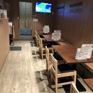 カウンター席