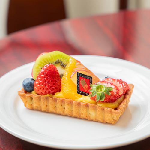 Fruit tart