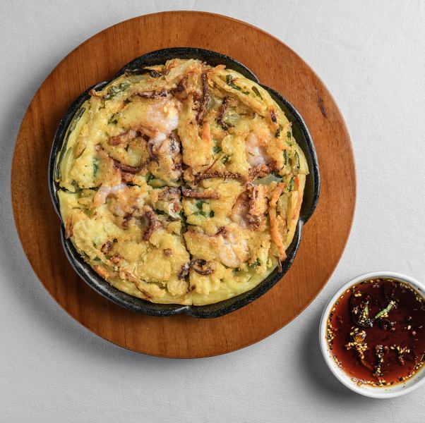 【3種のチヂミ粉をブレンドして作るチヂミは外はカリッと中はふんわり♪】チヂミ