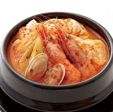 スンドゥブチゲ