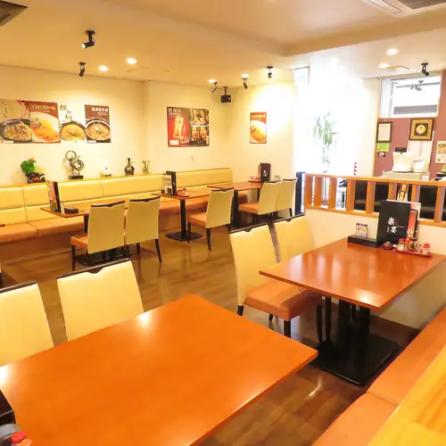 広々とした店内◎