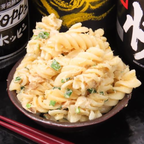 マカロニサラダ