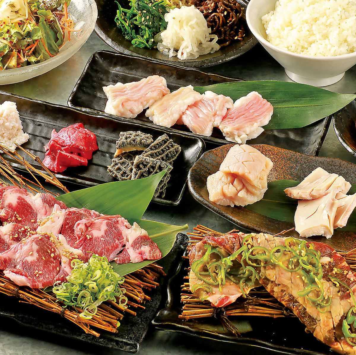 Yakiniku banquet courses where you can enjoy Hormone Honpo's specialties start from 3,800 yen!