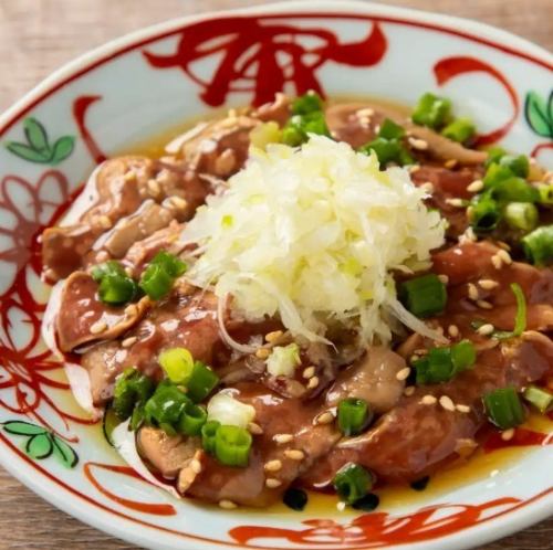美味的本地生鸡肝