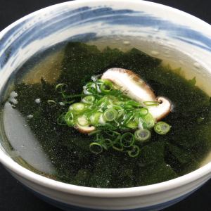 Wakame soup