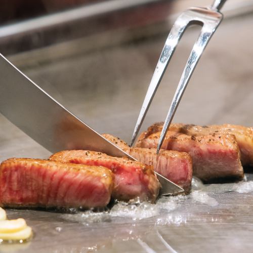 Chef's teppanyaki dishes