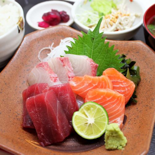 Today's sashimi platter set meal