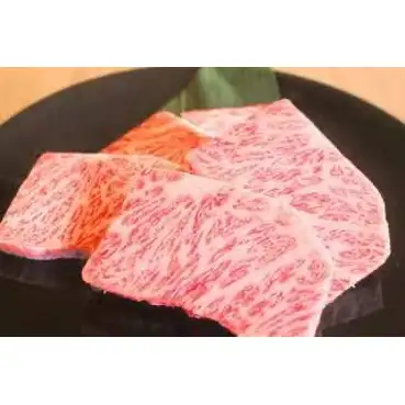 A5ランク黒毛和牛使用！とろけるような柔らかな食感が魅力の「ざぶとん」