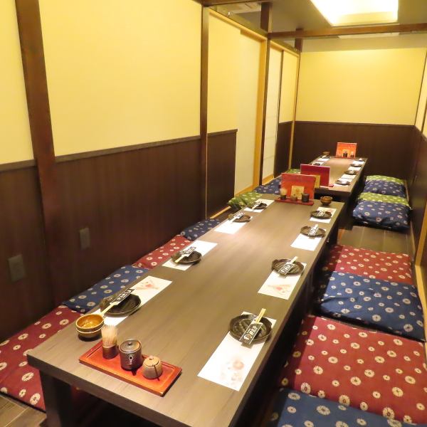 【감염 대책 실시중】 아늑한 반 개인실 파기 燵의 자리를 다수 준비하고 있습니다.분할을 제외하면 4명~최대 24명까지 수용!연회에도 적합합니다.