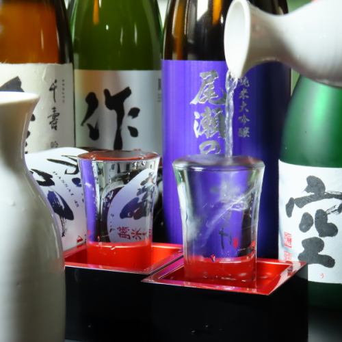 各地よりそろえた地酒