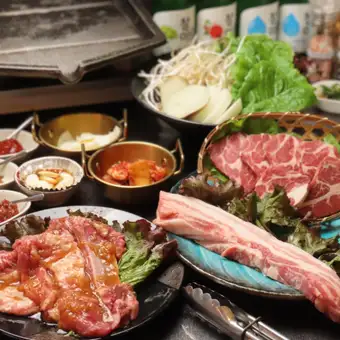 豚助の全てを食べ尽くす!サムギョプサルMIXコース 3500円(税込)
