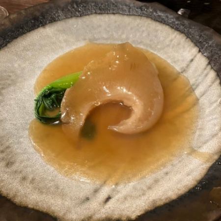 [You can eat boiled shark fin!] Chinese food prepared by a chef trained at a famous restaurant is now available at a reasonable price