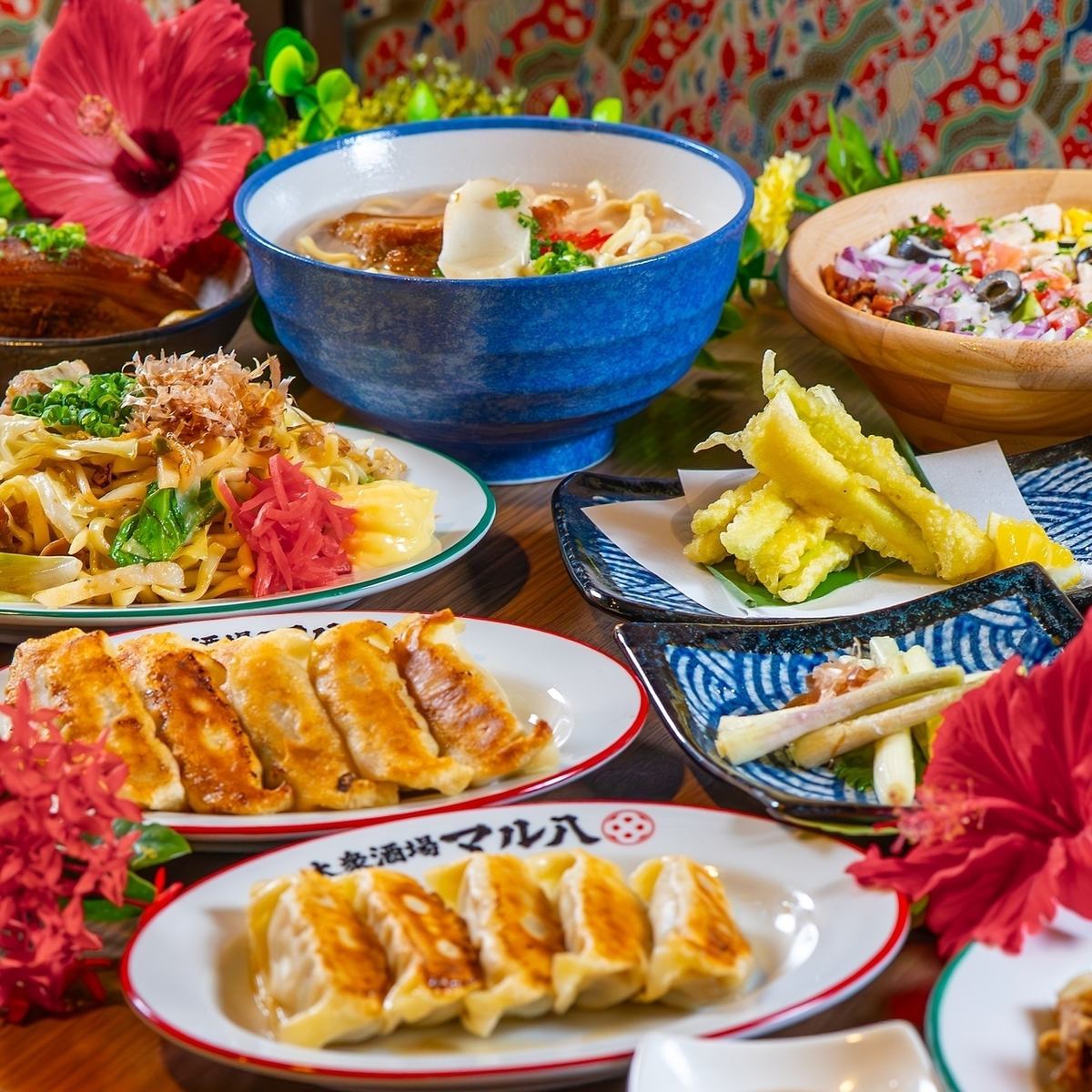 活気あふれる店内で、旨い酒と料理とともにご宴会を楽しめます♪