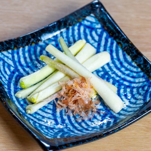 島らっきょうの塩漬け