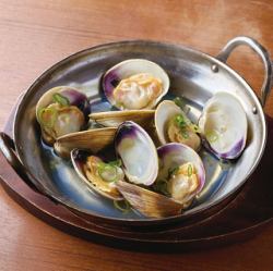 Grilled white clams