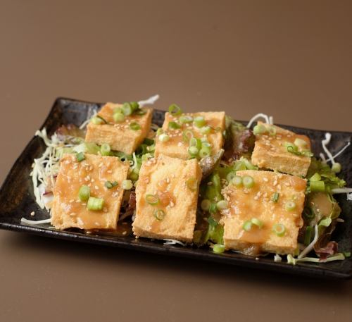 島豆腐のガーリック揚げ