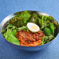 ビビン麺
