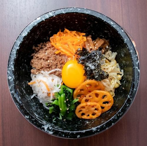 石焼ビビンバ