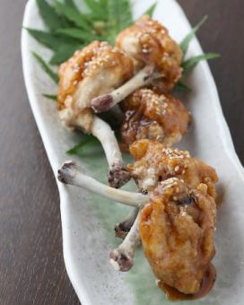 特製 唐揚げ/軟骨 黒胡椒焼き/砂ズリ ガーリックバター