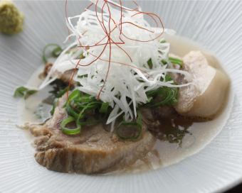 伊予いも豚の厚切り煮豚 ～ワサビ添え～