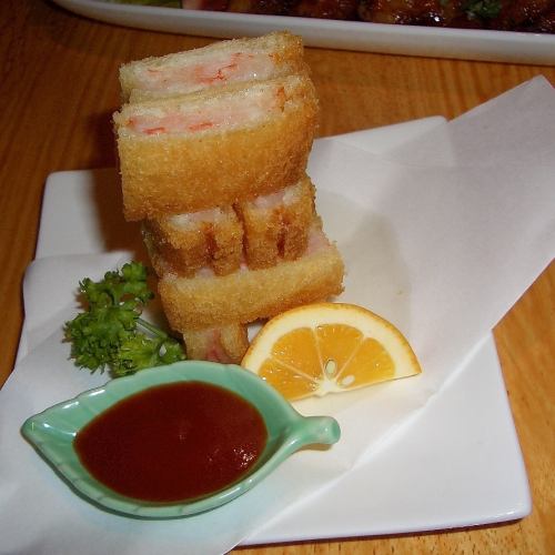 プリプリ海老の食パンはさみ揚げ