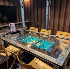 お誕生日や特別な日に利用可能な最大8名の完全個室。他の席とは離れているため、プライベートが保たれたお席になります。